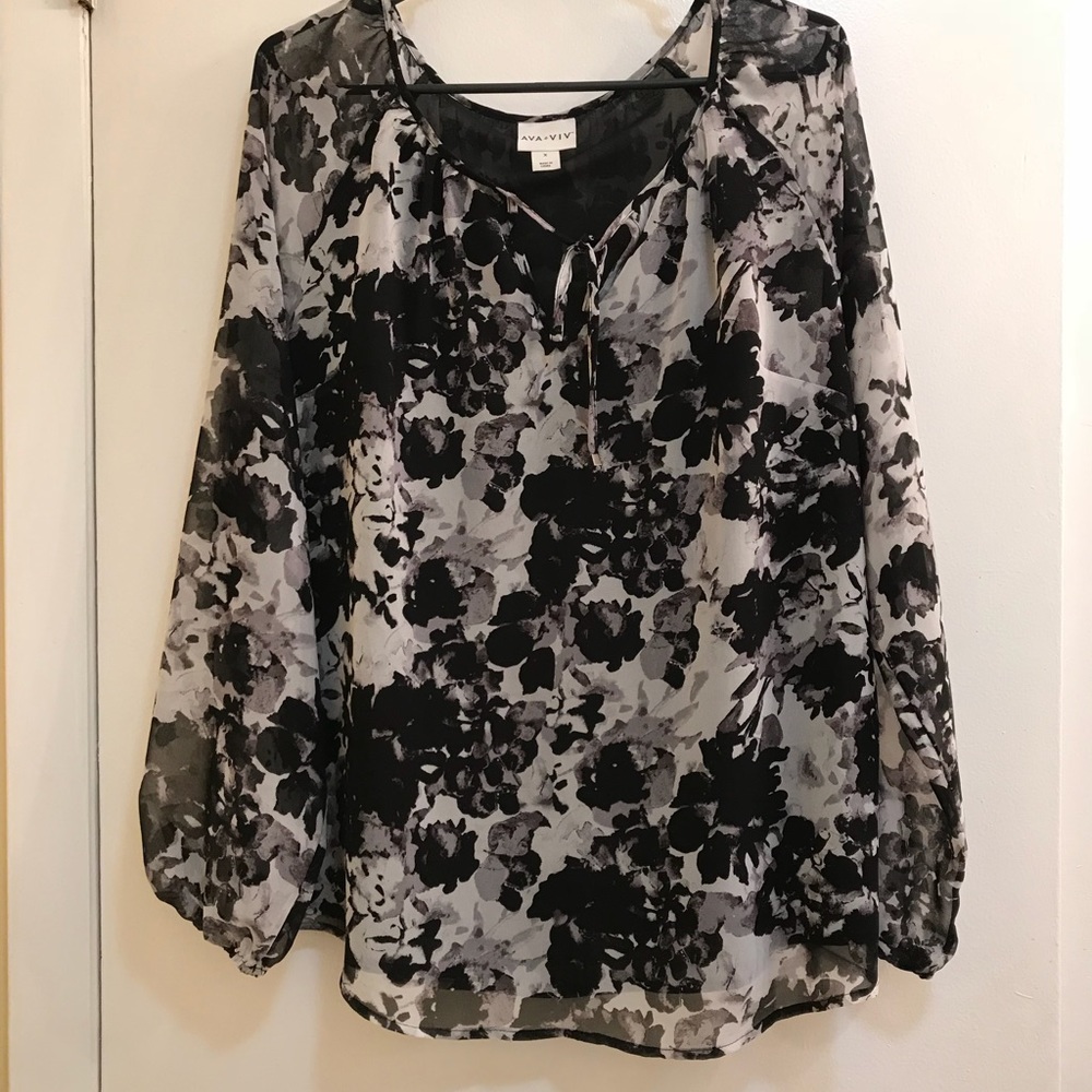 Ava + Viv Silky Top